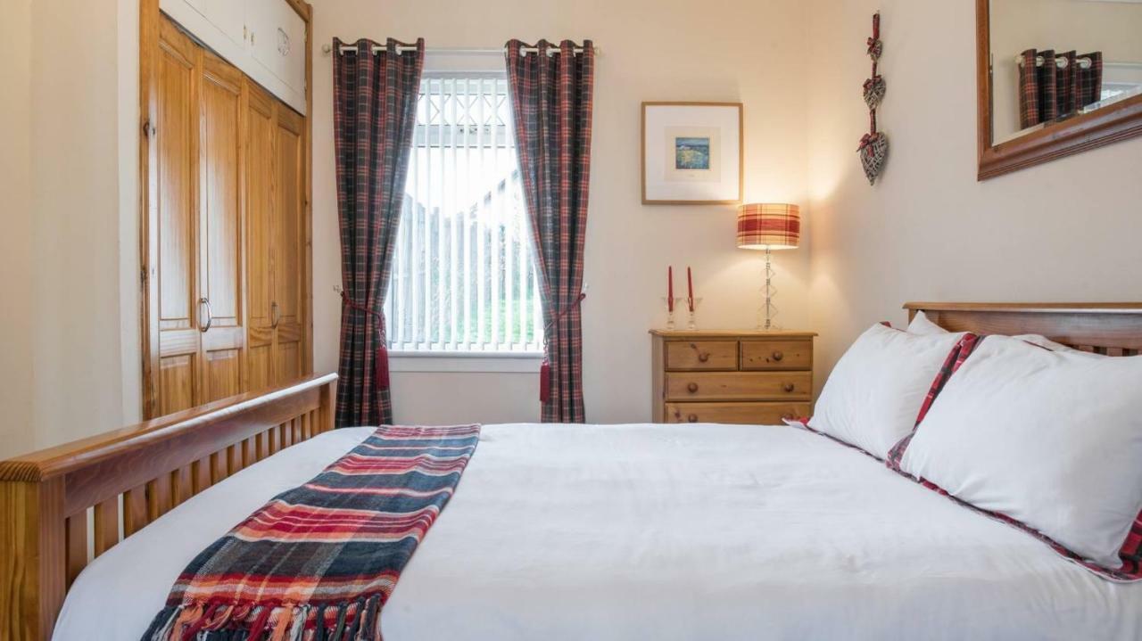 איירדריי Pippin, Tranquil Scottish Cottage With Hot Tub מראה חיצוני תמונה